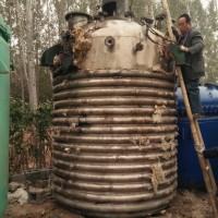 出售工作壓力16公斤的二手不銹鋼反應釜