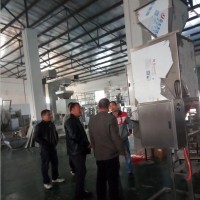 魚飼料設(shè)備 魚飼料機(jī)器 膨化機(jī) 魚飼料