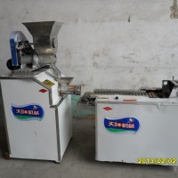 膨化機(jī)膨化小魚(yú)酥機(jī)香甜妙脆角機(jī)面粉膨化機(jī)