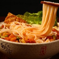 鮮米粉機 螺螄粉的春天夠爽