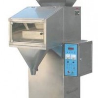 用于洗衣粉、食鹽、味精、白糖等半自動(dòng)顆粒稱重灌裝機(jī)