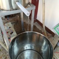 小灶酒設備不銹鋼糧酒機糧食白酒設備