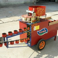 移動式營養(yǎng)缽裝土機(jī)圖片視頻