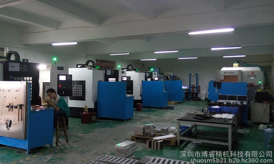 18650套膜機加工車間